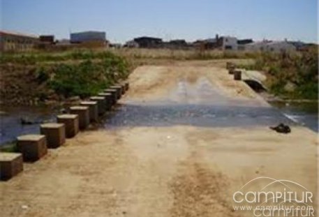 Concluidos trabajos de deslinde y amojonamiento en los términos municipales de 10 municipios de la Campiña Sur 